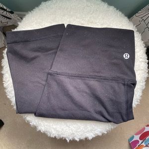 LULU LEMON Cropped Black Wunder Under Leggins Sz 8